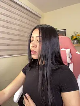 Snapshot of Starliee__ chatting on March 17, 2026, 12:46 am Starliee online show from March 17, 2026, 12:46 am