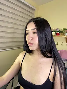 Snapshot of Starliee__ chatting on May 29, 2026, 1:00 am Starliee online show from May 29, 2026, 1:00 am