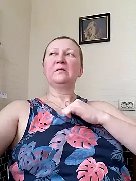 Snapshot of blondyaguar chatting on February 6, 2025, 9:32 am blondyaguar online show from February 6, 2025, 9:32 am