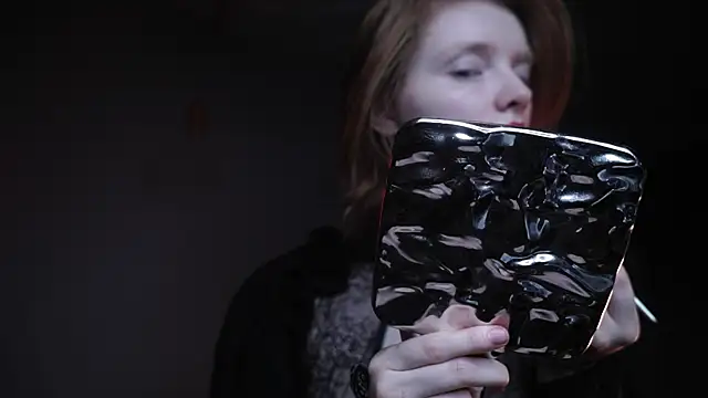 Snapshot of ginger_hugs chatting on November 10, 2025, 10:04 pm ginger hugs online show from November 10, 2025, 10:04 pm