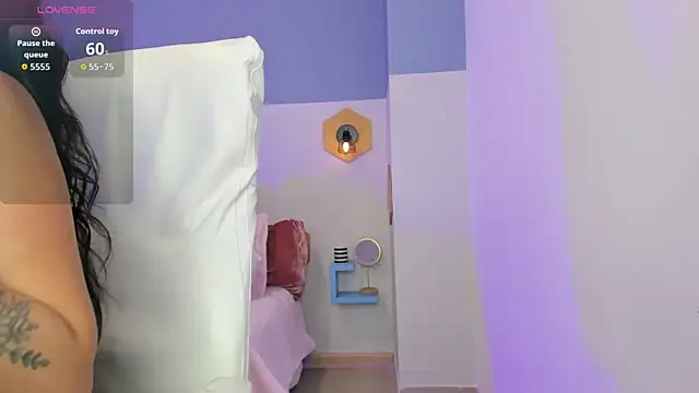 Snapshot of Chloe_fischer_ chatting on November 12, 2025, 3:05 pm Chloe fischer online show from November 12, 2025, 3:05 pm