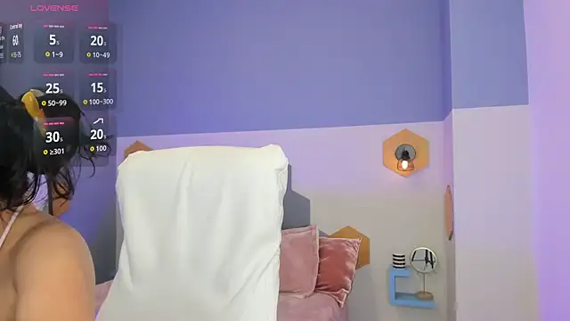 Snapshot of Chloe_fischer_ chatting on October 28, 2025, 3:00 pm Chloe fischer online show from October 28, 2025, 3:00 pm