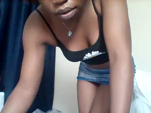 curvy natallie online show from October 29, 2025, 8:24 am