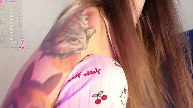 Snapshot of kimmie_meow chatting on October 30, 2025, 6:49 pm kimmie meow online show from October 30, 2025, 6:49 pm