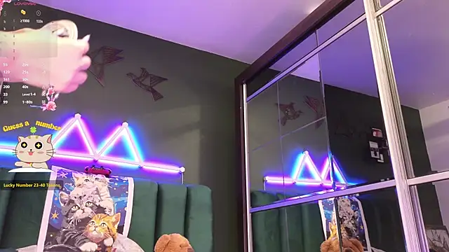 Snapshot of kimmie_meow chatting on November 29, 2025, 8:20 pm kimmie meow online show from November 29, 2025, 8:20 pm