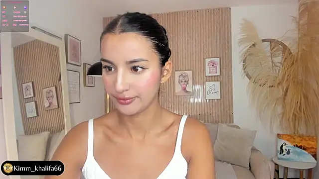 Snapshot of Kimm_khalifa chatting on March 12, 2025, 11:22 pm Kimm khalifa online show from March 12, 2025, 11:22 pm