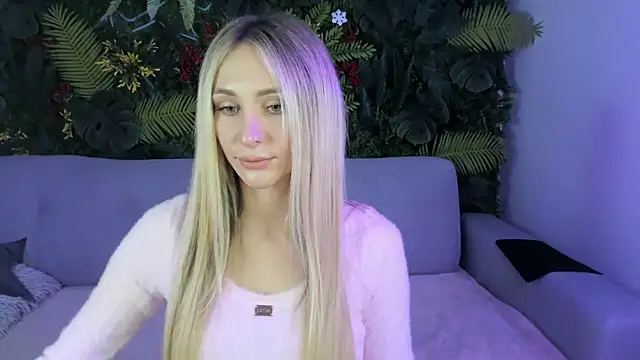 Horny Blond online show from November 7, 2025, 9:03 am