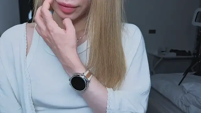 Elis Fox online show from January 8, 2026, 9:04 am