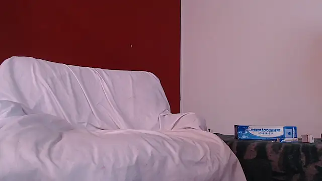 Freyja eter online show from April 19, 2026, 1:23 pm