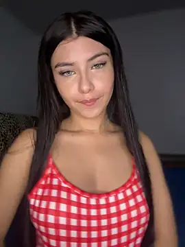 Snapshot of hurrem_18 chatting on March 27, 2026, 9:05 pm hurrem 18 online show from March 27, 2026, 9:05 pm
