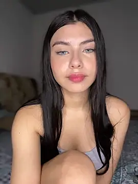 Snapshot of hurrem_18 chatting on March 29, 2026, 8:32 pm hurrem 18 online show from March 29, 2026, 8:32 pm