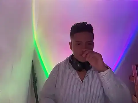 Snapshot of Malandralle chatting on November 27, 2025, 2:34 am Malandralle online show from November 27, 2025, 2:34 am