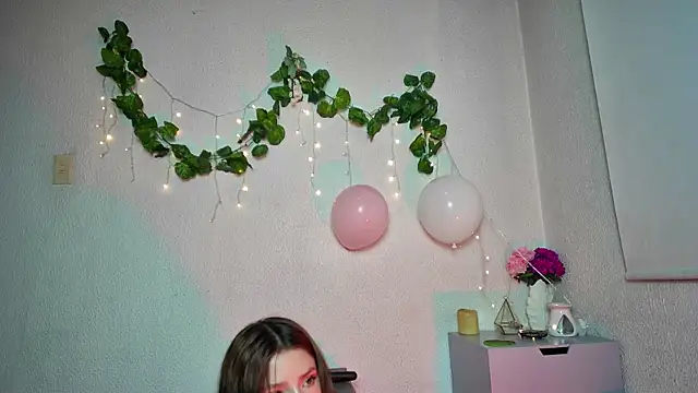 ari kat online show from February 16, 2025, 6:32 am