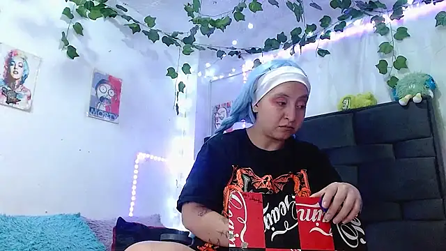 the lesbian game online show from April 7, 2026, 6:21 pm