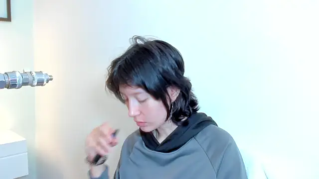 lizzy davis 1 online show from December 22, 2025, 4:01 am