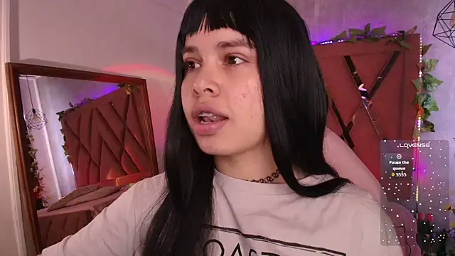 Haelycute online show from September 28, 2025, 12:01 pm