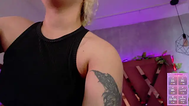 Haelycute online show from November 28, 2025, 12:05 pm