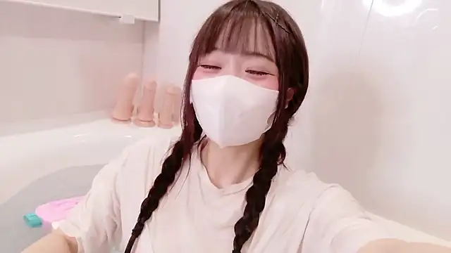 Snapshot of Mia--meow chatting on September 23, 2025, 2:13 pm Mia--meow online show from September 23, 2025, 2:13 pm