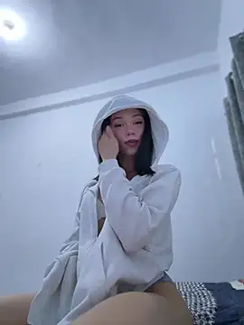 Carlita cute online show from April 16, 2026, 5:08 am