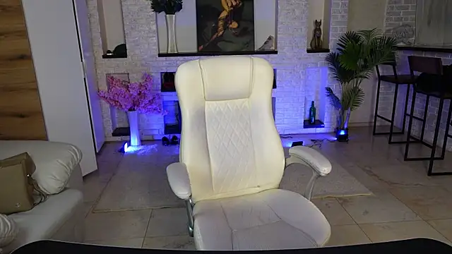 Daniela Kitty  online show from March 7, 2026, 9:48 am