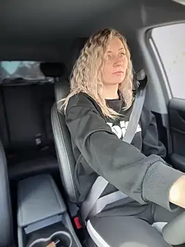 Crazy-Rosa online show from March 16, 2025, 4:41 am