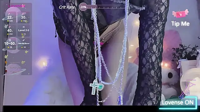 O0 0Q online show from December 15, 2024, 4:04 pm