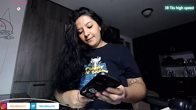Snapshot of Steph_moon_ chatting on July 23, 2026, 9:55 pm Steph moon online show from July 23, 2026, 9:55 pm
