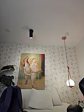 valery mora online show from March 14, 2025, 1:46 pm