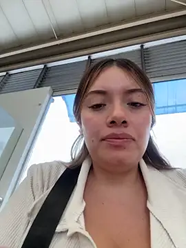 Snapshot of valery_mora chatting on June 30, 2026, 5:46 pm valery mora online show from June 30, 2026, 5:46 pm