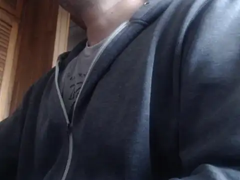 Snapshot of lover_camer chatting on May 27, 2026, 12:23 pm lover camer online show from May 27, 2026, 12:23 pm