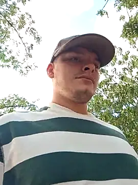  Ottis  online show from November 10, 2025, 7:52 pm