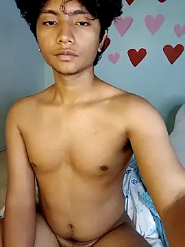 Snapshot of _Ottis_ chatting on February 25, 2025, 11:04 pm Ottis online show from February 25, 2025, 11:04 pm