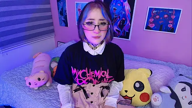 Miwa violet online show from April 4, 2026, 2:29 am