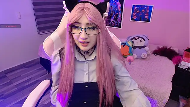 Miwa violet online show from April 22, 2026, 1:12 am