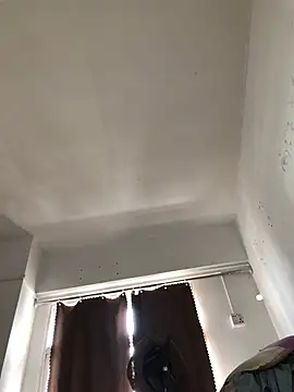 xhqds online show from February 6, 2025, 4:10 am