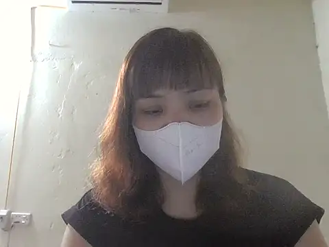 Angela-Eira online show from April 19, 2026, 1:06 am