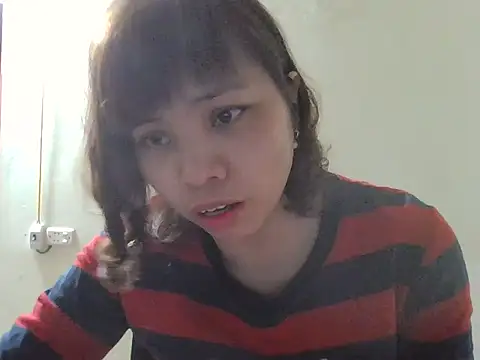 Angela-Eira online show from December 5, 2025, 10:25 am