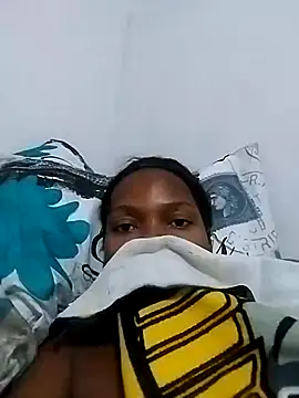 Snapshot of lovelyassbitch chatting on March 18, 2025, 6:17 pm lovelyassbitch online show from March 18, 2025, 6:17 pm