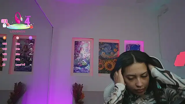 Snapshot of KayraOwen chatting on November 15, 2025, 12:20 pm KayraOwen online show from November 15, 2025, 12:20 pm