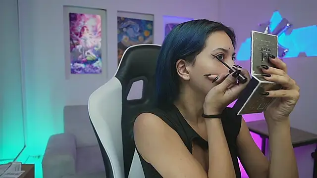 Snapshot of KayraOwen chatting on November 24, 2025, 12:05 pm KayraOwen online show from November 24, 2025, 12:05 pm