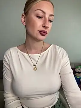 belle98 online show from April 26, 2026, 12:46 pm