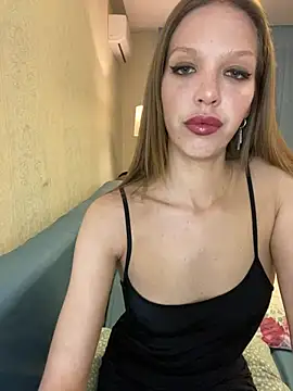 Snapshot of KateMariett chatting on May 1, 2026, 9:53 pm KateMariett online show from May 1, 2026, 9:53 pm