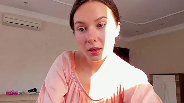 Snapshot of Lilith_lutherlow chatting on February 22, 2025, 9:45 am Lilith lutherlow online show from February 22, 2025, 9:45 am