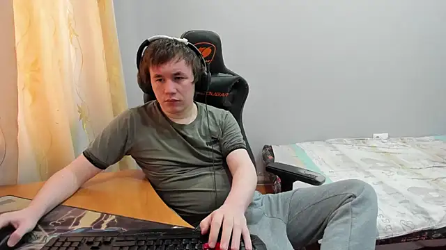 iliaskrislove online show from February 22, 2026, 4:59 am