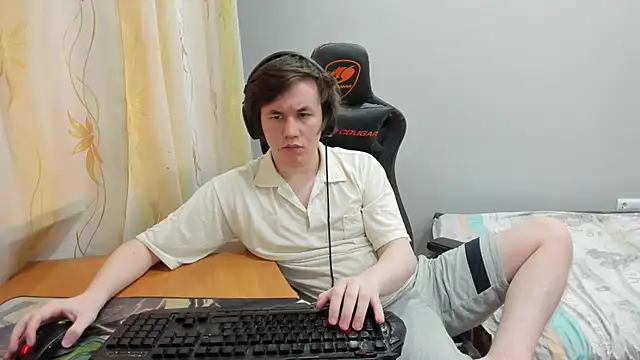 iliaskrislove online show from April 18, 2026, 3:14 pm