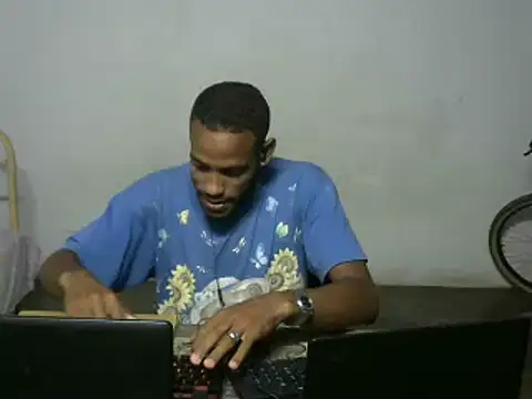 Snapshot of michel_sc chatting on November 2, 2025, 6:29 am michel sc online show from November 2, 2025, 6:29 am