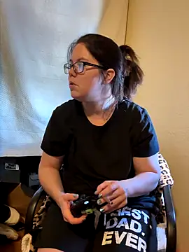 FreakNastyLacie online show from November 6, 2025, 4:00 pm