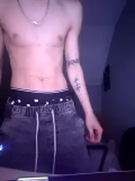 mikxy322 online show from April 23, 2026, 9:05 pm