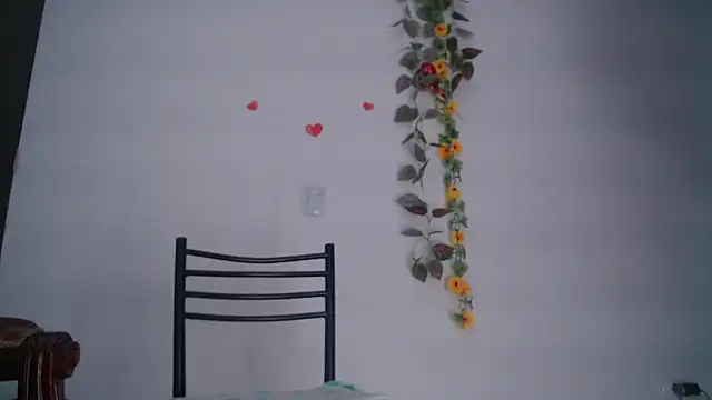 Snapshot of Anto055 chatting on March 12, 2025, 9:55 am Anto055 online show from March 12, 2025, 9:55 am