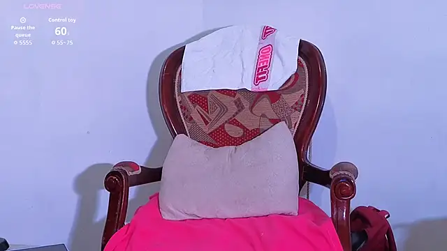 Snapshot of Anto055 chatting on September 11, 2025, 1:33 pm Anto055 online show from September 11, 2025, 1:33 pm